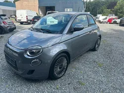 Grau Gebraucht 2021 Fiat 500e Action Kleinwagen | 15.499 €