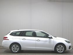 Weiss Gebraucht 2019 Peugeot 308 Active Kombi | 9.480 € (Guter Preis)