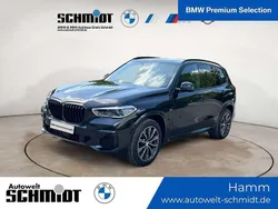 Black sapphire metallic Gebraucht 2022 BMW X5 M Sport SUV | 60.490 € (Guter Preis)