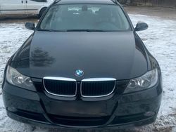 Schwarz Gebraucht 2007 BMW 320 Kombi | 2.999 € (Guter Preis)