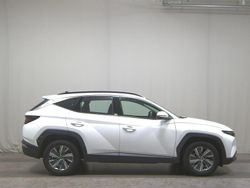 Polar white / sol Gebraucht 2021 Hyundai Tucson Life SUV | 18.580 € (Superpreis)