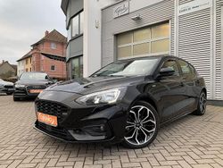 Schwarz Gebraucht 2019 Ford Focus ST-Line Limousine | 18.740 € (Etwas zu teuer)