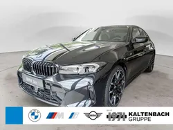 Black sapphire Neu 2025 BMW 320 M Sport Limousine | 59.190 € (Teuer)