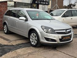 Silber Gebraucht 2008 Opel Astra Innovation Limousine | 2.999 € (Etwas zu teuer)