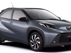 Grau Neu 2025 Toyota Aygo Kleinwagen | 18.290 €