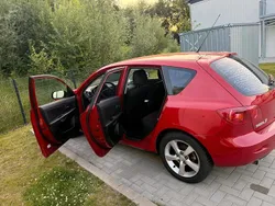 Rot Gebraucht 2004 Mazda 3 Inclusive Limousine | 2.999 € (Fairer Preis)