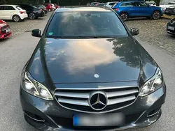 Grau Gebraucht 2014 Mercedes E220 Limousine | 10.899 € (Superpreis)
