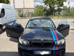 Schwarz Gebraucht 2009 BMW 2000 Limousine | 2.700 €