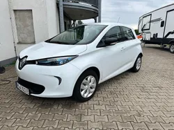 Weiß Gebraucht 2018 Renault Zoe Kleinwagen | 4.999 € (Fairer Preis)