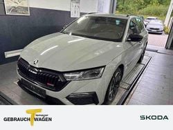 Grau Gebraucht 2021 Skoda Octavia RS Kombi | 26.440 € (Guter Preis)