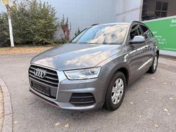 Grau Gebraucht 2015 Audi Q3 Basis SUV | 10.290 € (Fairer Preis)