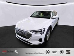Glacier white metallic Gebraucht 2022 Audi e-tron Sportback Advanced SUV | 33.970 € (Fairer Preis)