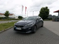 Grau Gebraucht 2019 Kia Ceed Platinum Limousine | 18.000 € (Fairer Preis)