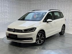 Weiß Gebraucht 2023 VW Touran Comfortline Van / Kleinbus | 32.990 € (Etwas zu teuer)