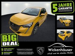 Gelb Gebraucht 2021 Peugeot e-208 Kleinwagen | 15.490 € (Guter Preis)