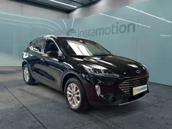 Schwarz Gebraucht 2022 Ford Kuga Titanium SUV | 27.980 € (Fairer Preis)