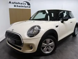 Weiß Gebraucht 2016 Mini ONE Kleinwagen | 9.950 € (Fairer Preis)