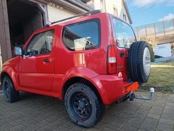 Rot Gebraucht 2008 Suzuki Jimny Comfort SUV | 8.500 € (Fairer Preis)