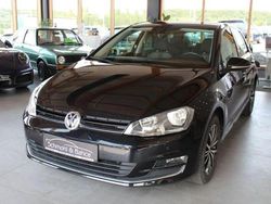 Schwarz Gebraucht 2016 VW Golf VII Allstar Limousine | 13.790 € (Fairer Preis)