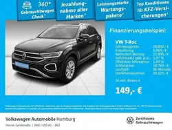 Deep black perleffekt (metallic) Gebraucht 2024 VW T-Roc Style SUV | 28.850 € (Fairer Preis)