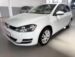 Pure white Gebraucht 2016 VW Golf VII Allstar Kleinwagen | 11.490 € (Guter Preis)