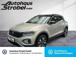 Ivory silver metallic (metallic) Gebraucht 2024 VW T-Roc Move SUV | 31.990 € (Fairer Preis)