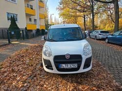 Weiß Gebraucht 2014 Fiat Doblò Van / Kleinbus | 7.800 € (Teuer)