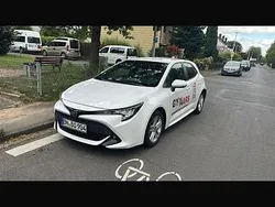 Weiß Gebraucht 2023 Toyota Corolla Kleinwagen | 13.500 €