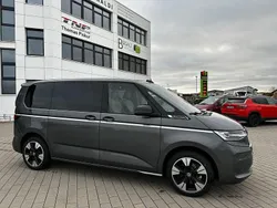 Grau Neu 2024 VW Multivan Style Van / Kleinbus | 62.490 €