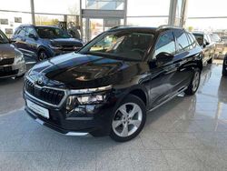 Schwarzmagic perleffekt Gebraucht 2023 Skoda Kamiq Style SUV | 26.690 € (Fairer Preis)