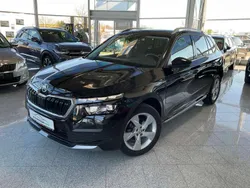 Schwarzmagic perleffekt Gebraucht 2023 Skoda Kamiq Style SUV | 27.890 € (Fairer Preis)