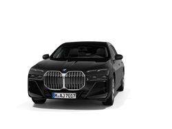 Gebraucht 2024 BMW 740 Comfort Edition Limousine | 94.919 € (Etwas zu teuer)