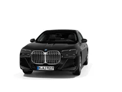 Gebraucht 2024 BMW 740 Comfort Edition Limousine | 94.919 € (Etwas zu teuer)