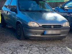 Silber Gebraucht 1996 Opel Corsa Kleinwagen | 350 € (Superpreis)