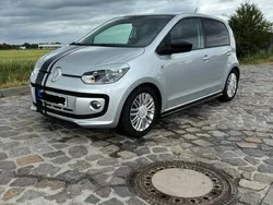 Silber Gebraucht 2014 VW up! Cup Kleinwagen | 8.000 € (Teuer)
