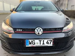 Schwarz Gebraucht 2013 VW Golf VII GTI Limousine | 15.500 € (Etwas zu teuer)