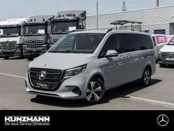 Alpingrau Gebraucht 2025 Mercedes V220 Style Van / Kleinbus | 70.876 €