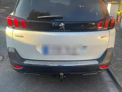 Weiß Gebraucht 2020 Peugeot 5008 GT Van / Kleinbus | 22.800 € (Guter Preis)