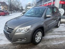 Grau Gebraucht 2009 VW Tiguan Trendline SUV | 5.700 € (Superpreis)