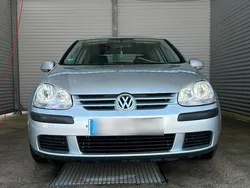 Silber Gebraucht 2005 VW Golf V Limousine | 3.300 € (Fairer Preis)
