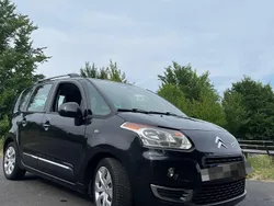 Schwarz Gebraucht 2011 Citroën C3 Picasso Exclusive Van / Kleinbus | 2.650 € (Fairer Preis)
