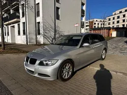 Silber Gebraucht 2007 BMW 320 Limousine | 2.900 €