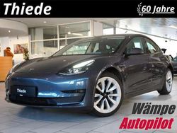 Grau metallic Gebraucht 2022 Tesla Model 3 Standard Range Limousine | 22.750 € (Fairer Preis)