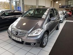 Grau Gebraucht 2010 Mercedes A180 Avantgarde Limousine | 11.400 €