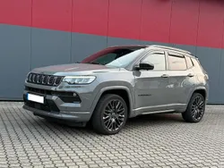 Grau Gebraucht 2022 Jeep Compass SUV | 22.000 €