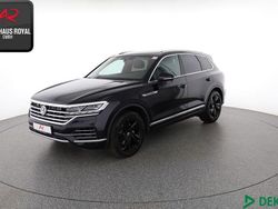 Deep black Gebraucht 2020 VW Touareg R-line SUV | 50.880 € (Fairer Preis)