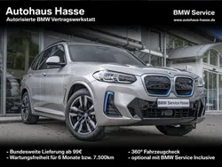 Kaschmirsilber metallic Gebraucht 2024 BMW iX3 Shadowline SUV | 49.980 €