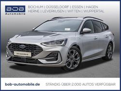Silber Gebraucht 2024 Ford Focus ST-Line Limousine | 26.666 € (Fairer Preis)