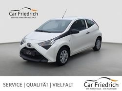 Weiß Gebraucht 2020 Toyota Aygo Business Edition Kleinwagen | 10.919 € (Fairer Preis)