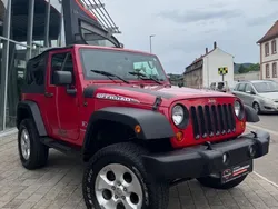 Rot Gebraucht 2007 Jeep Wrangler Unlimited Sport SUV | 13.900 € (Superpreis)